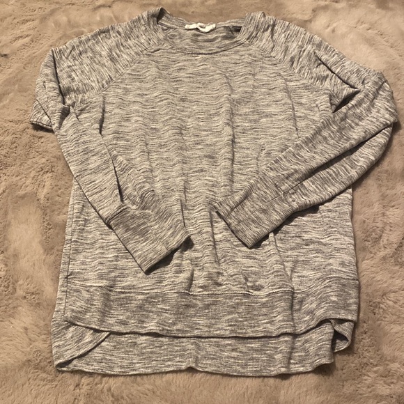 Bundle of Womens Long Sleeves! Many all Xs but all sizes are in the description - Picture 9 of 10